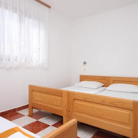 With Parking Space Starigrad, Paklenica - 6618